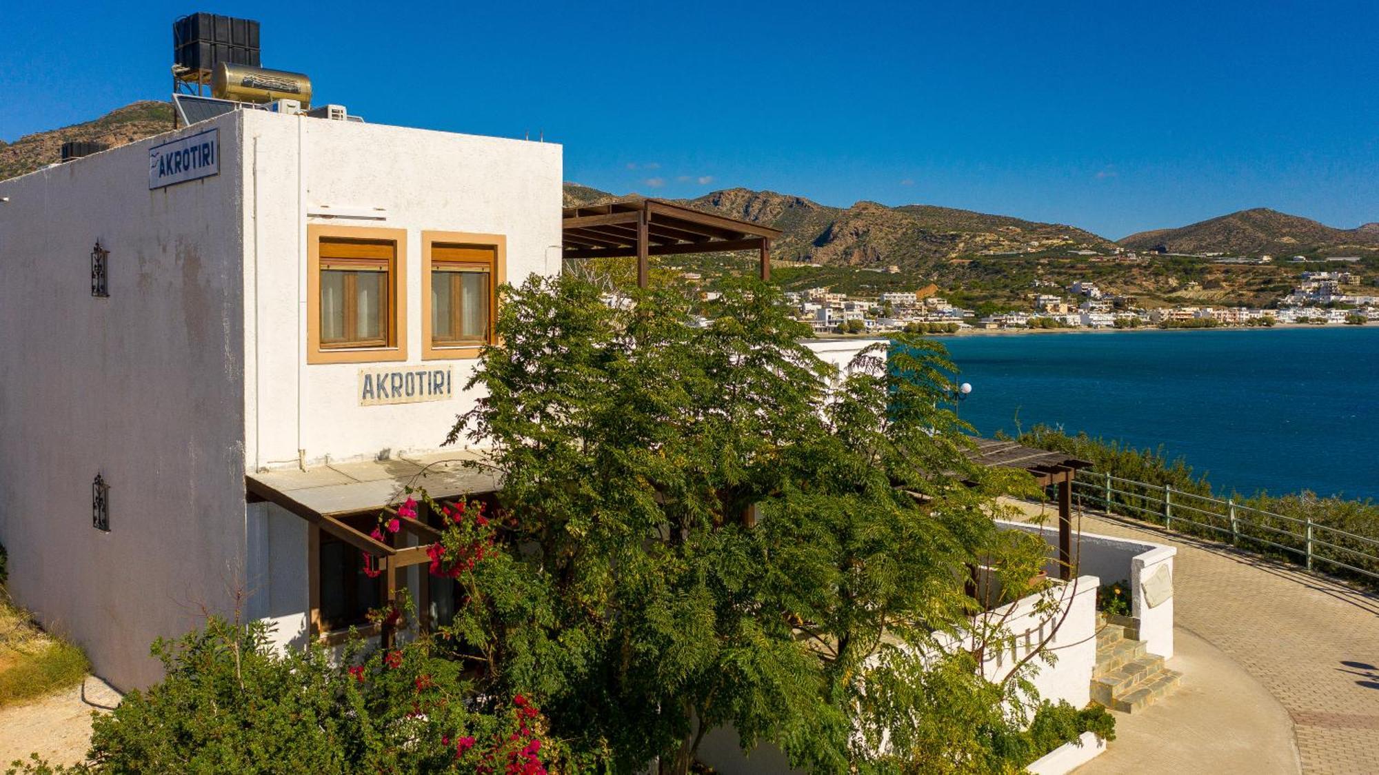 Akrotiri Apartments Makrýgialos 外观 照片