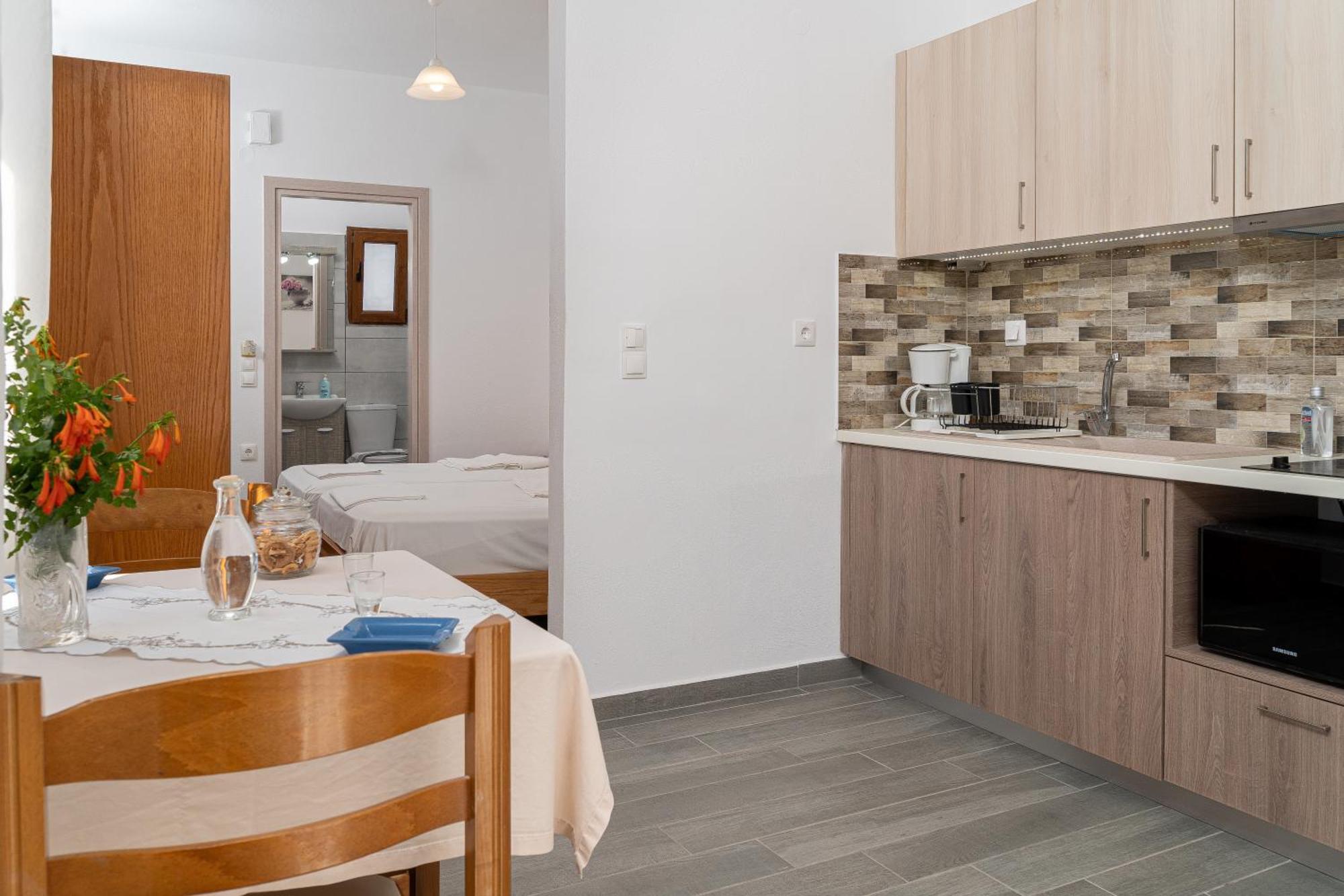 Akrotiri Apartments Makrýgialos 外观 照片